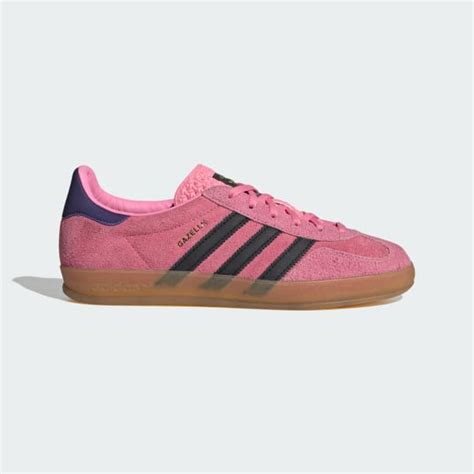 adidas gazelle rosa schwarz|Adidas gazelle sandals.